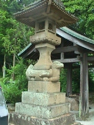 On the Iya Jinja shrine grounds: a lantern.